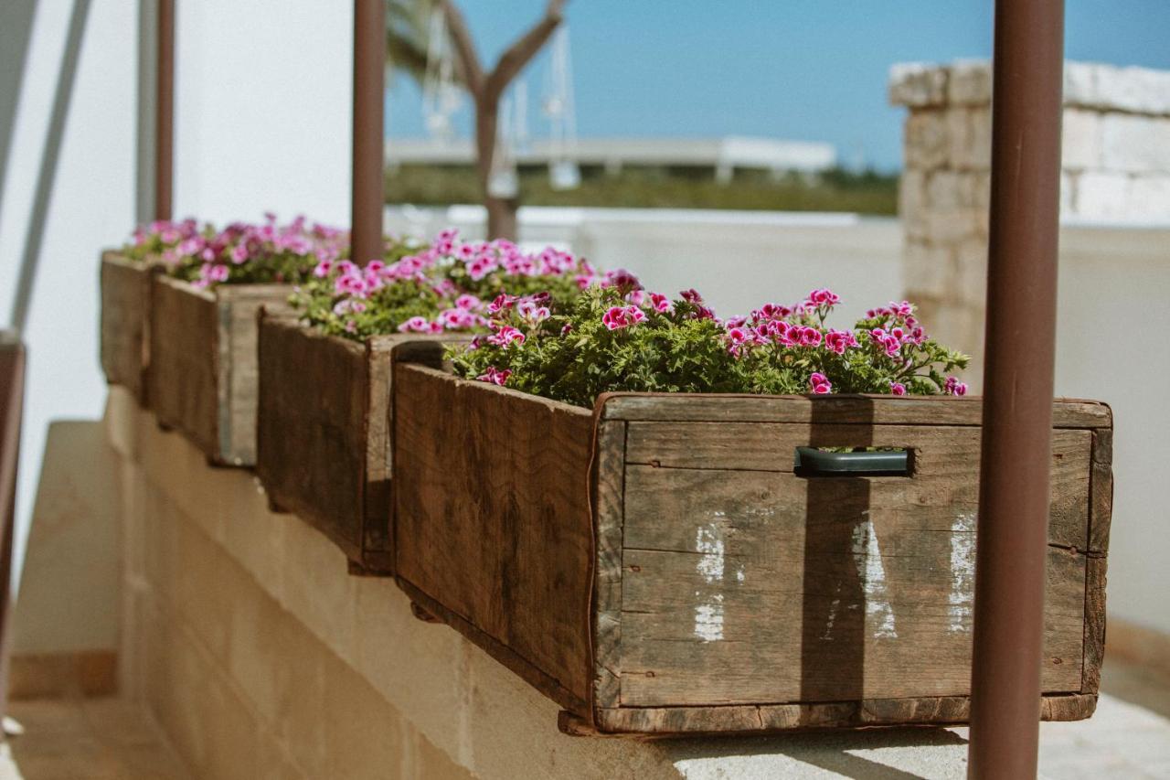 Bed and Breakfast Oppure - Masseria Moderna Polignano a Mare Exterior foto